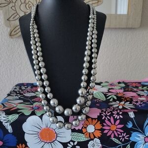 Elegant Silver Beaded Necklace